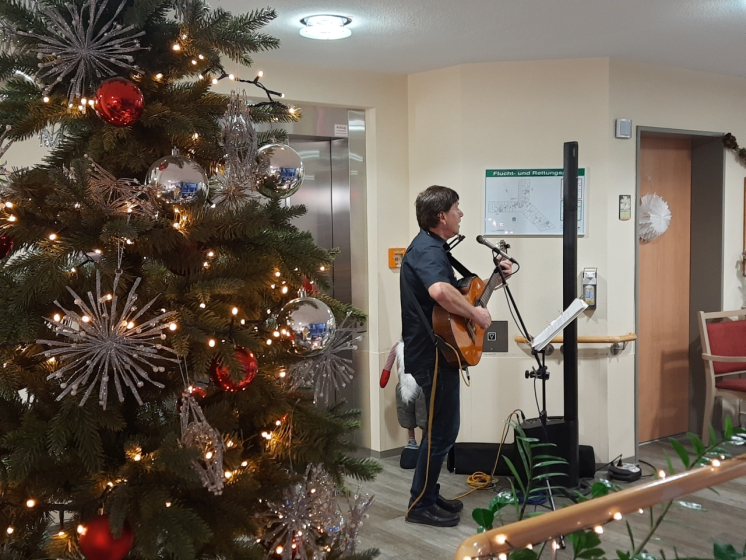 Bewohnerweihnachtsfeier  (1)